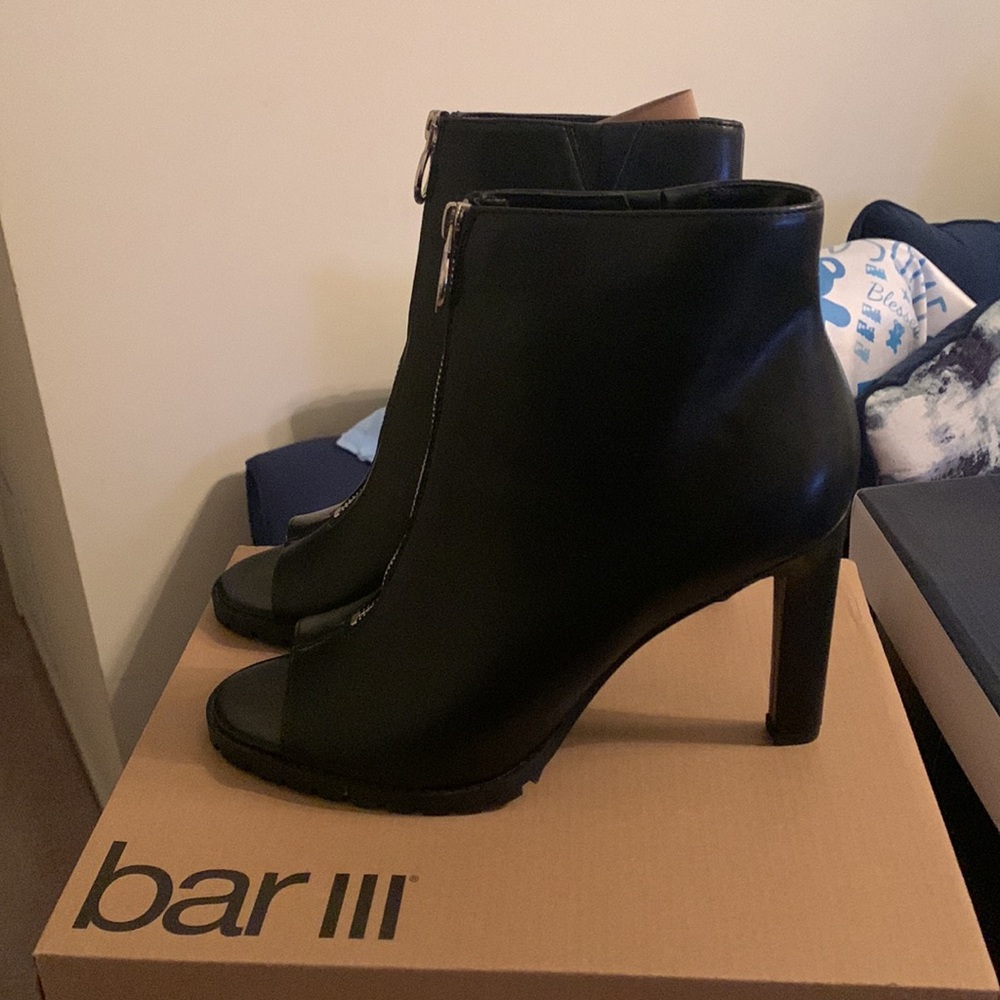 Front zip boots - Picture 4 of 6